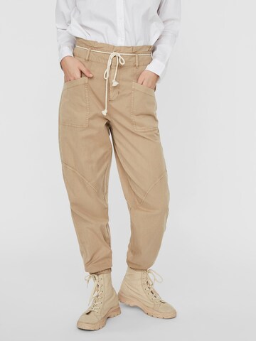 VERO MODA Tapered Broek 'Flame' in Beige: voorkant