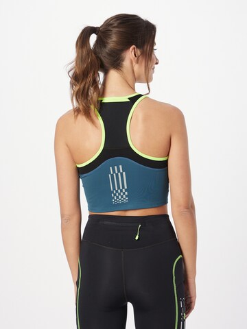 UNDER ARMOUR Sports Top 'Run Anywhere' in Green