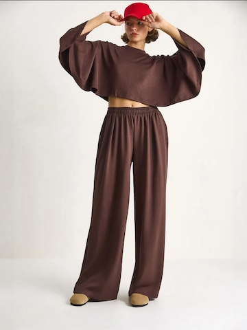 Bianco Lucci - Calças de fato em castanho