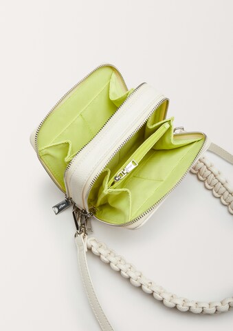 s.Oliver Handbag in Beige