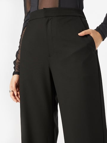 Global Funk Loose fit Pants 'Cienne' in Black