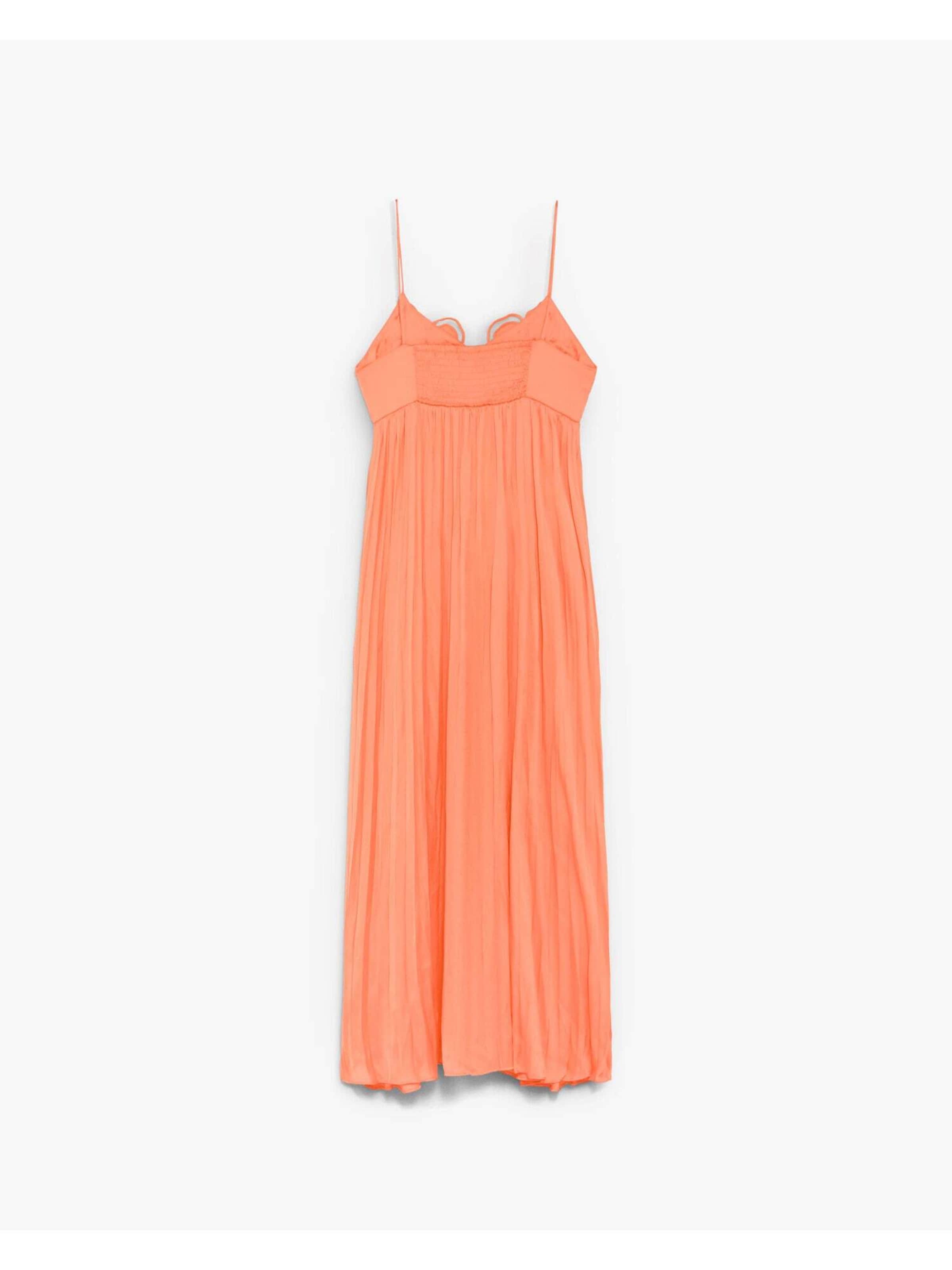 Scalpers Dress ' ' in Pink