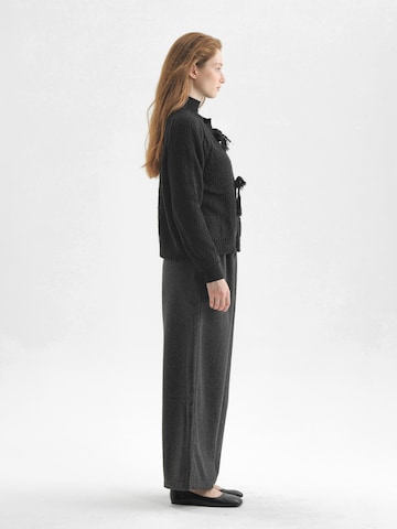 TorWeit Knit Cardigan in Black