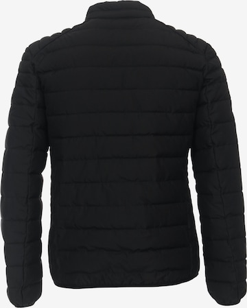 CASAMODA Between-Season Jacket in Black