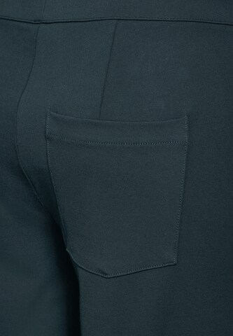 STREET ONE Regular Bundfaltenhose in Grau