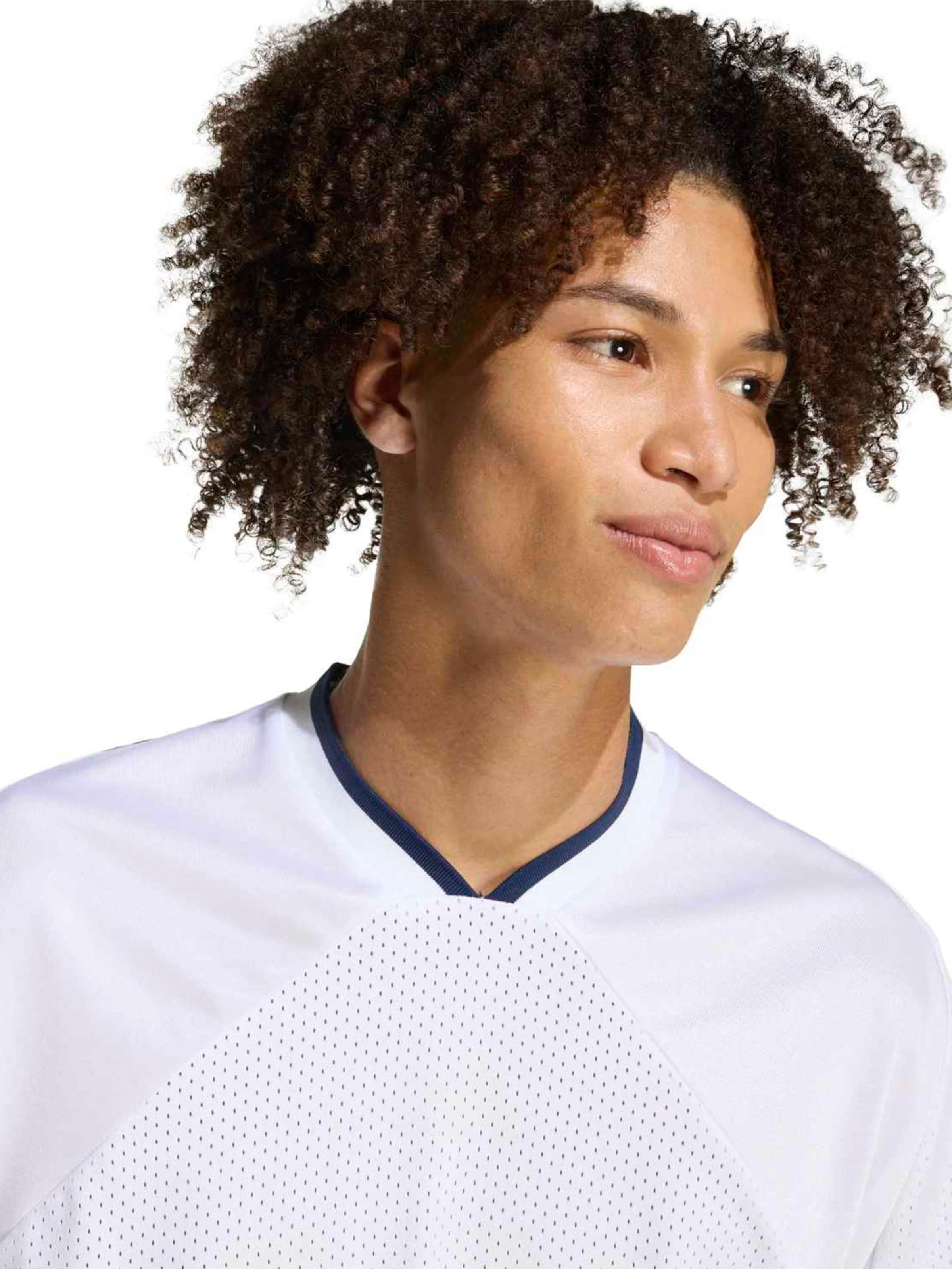 T-Shirt fonctionnel 'STA SEAS' ADIDAS SPORTSWEAR en blanc