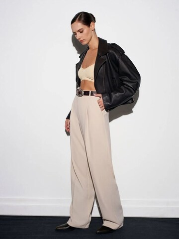 Dilvin Hose in Beige: Vorderseite