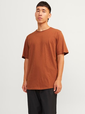 Maglietta 'JJEBasher' di JACK & JONES in marrone: frontale
