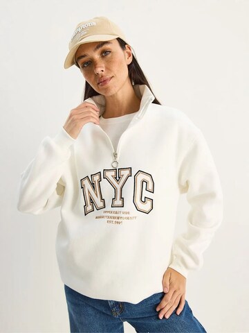 Felpa di Bianco Lucci in bianco