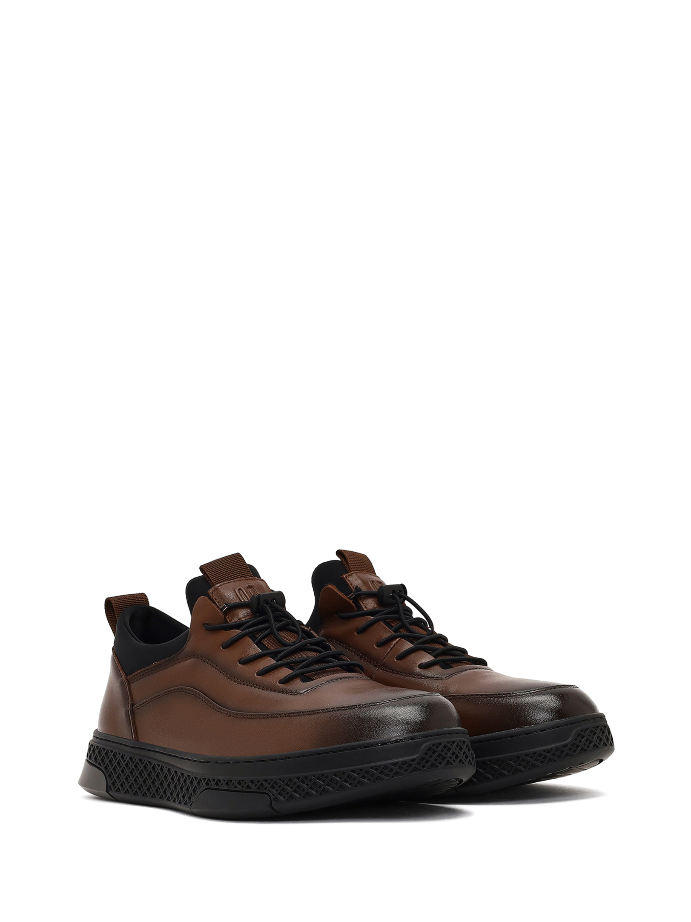 Derimod Athletic lace-up shoe in Brown
