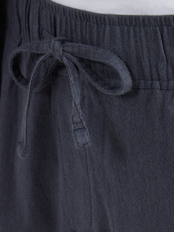 Regular Pantalon Abercrombie & Fitch en bleu