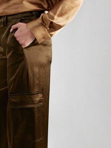 DRYKORN Loose fit Cargo trousers 'Ductile' in Green