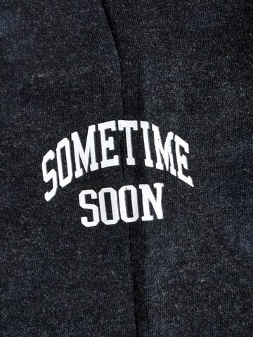 SOMETIME SOON Regular Shorts in Blau