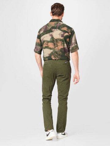 Regular Pantaloni eleganți de la BILLABONG pe verde