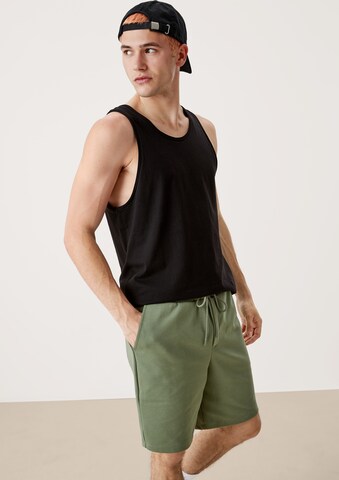 Regular Pantalon QS en vert