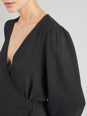 Rochie 'VMCARLA' de la VERO MODA pe negru