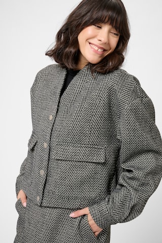 Kaffe Between-season jacket 'KAValentina' in Grey