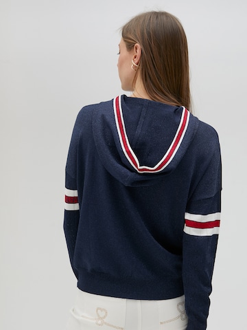 Veste de survêtement ' ' Lola Casademunt en bleu