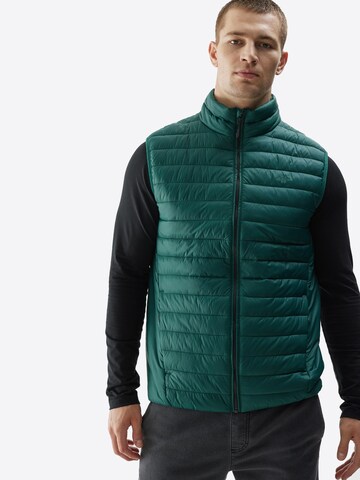 4F Sportbodywarmer in Groen: voorkant