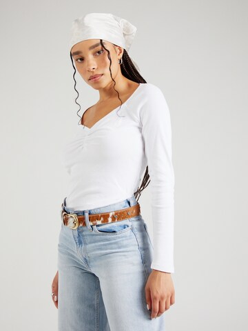 LEVI'S ® Shirt in White: front