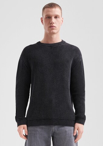 Pull-over QS en noir : devant