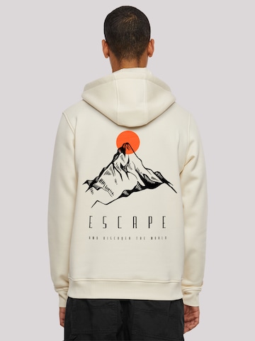 F4NT4STIC Trui 'Escape Discover the World Mountain' in Wit: voorkant