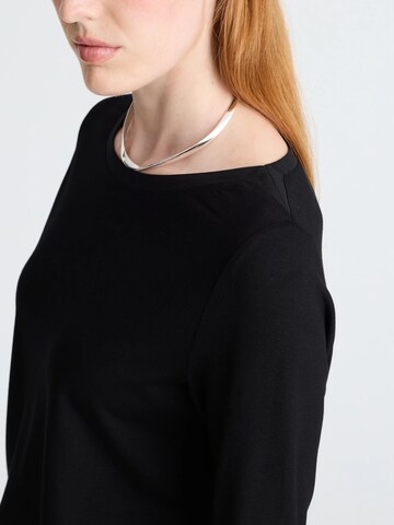 Minx Shirt 'TRINE' in Black