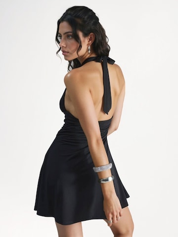 Hiccup Kleid in Schwarz