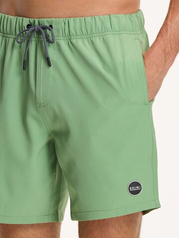 Pantaloncini da bagno 'MIKE' di Shiwi in verde