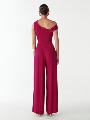 Salopeta 'Fergie' de la BWLDR pe mov: spate