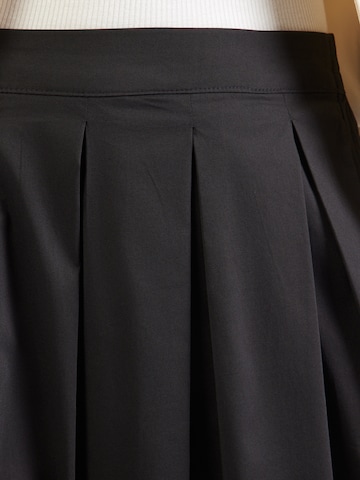VERO MODA Skirt 'VMLotus' in Black
