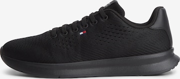 TOMMY HILFIGER Sneaker in Schwarz: Vorderseite