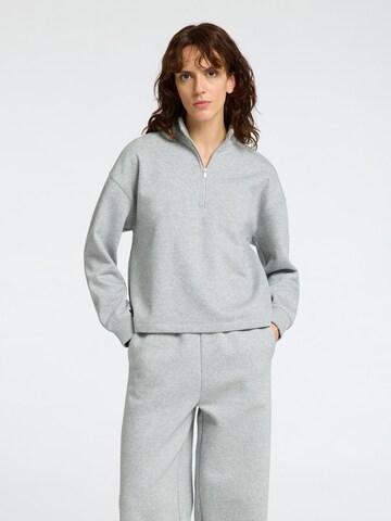 SELECTED FEMME Sweatshirt in Grey: front