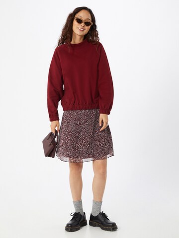 Degree Sweatshirt in Rot