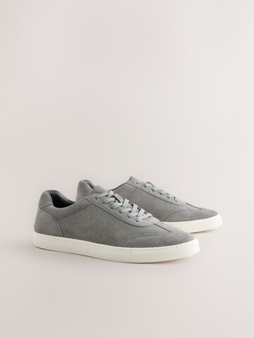Baskets basses Next en gris