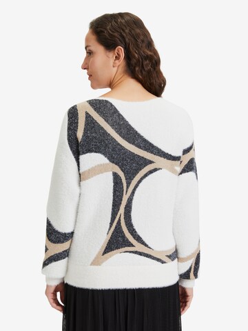 Betty & Co Strickpullover mit U-Boot-Ausschnitt in Weiß