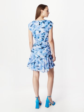 Rochie de vară de la DKNY pe albastru