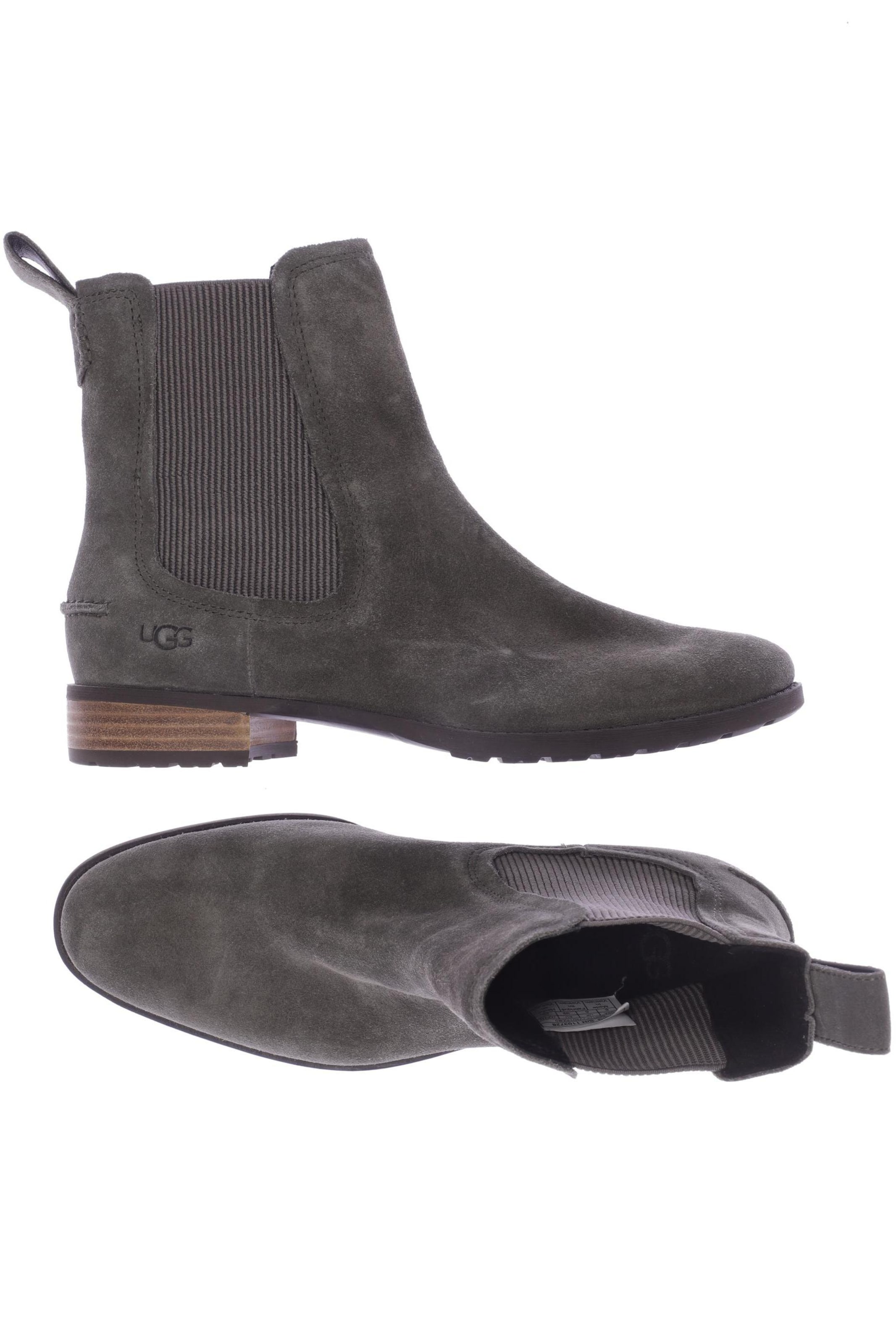 UGG Dress Boots in 39 in Grey: front