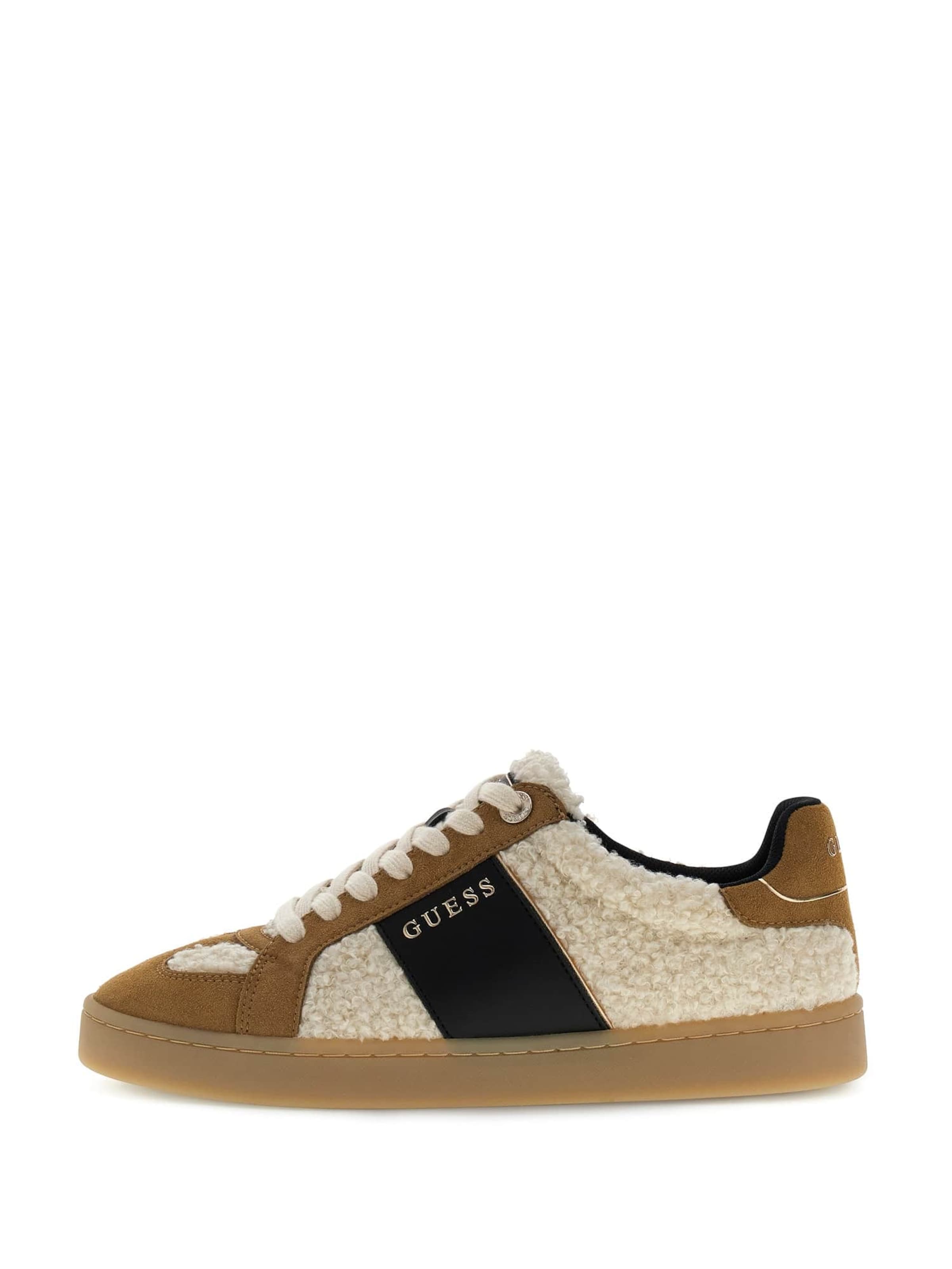 GUESS Sneakers laag 'Jrone' in Beige: voorkant