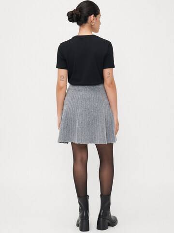 Vero Moda Petite Пола 'VMMACY' в сиво
