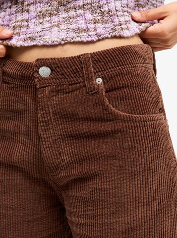 ROXY Loose fit Pants in Brown