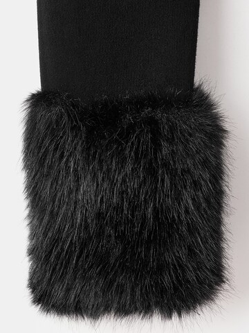 MANGO Strickjacke 'PUNYITOS' in Schwarz