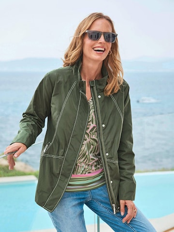 Goldner Übergangsjacke in Grün