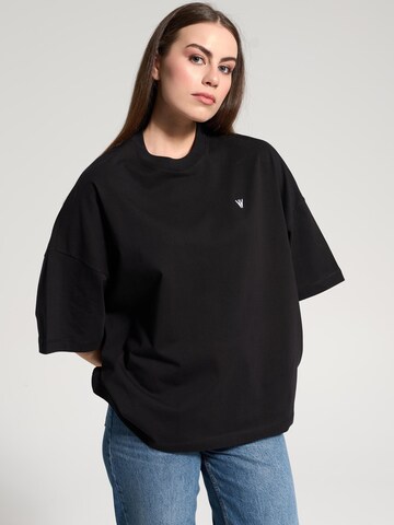 NOWIHT - Camiseta 'Cressida' en negro