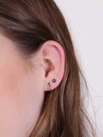 Lucardi Earrings in Black