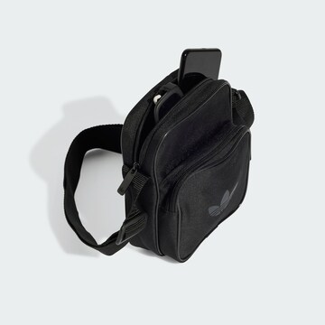 ADIDAS ORIGINALS Crossbody bag 'Adicolor Classic' in Black