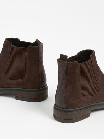 Next - Botas Chelsea en marrón
