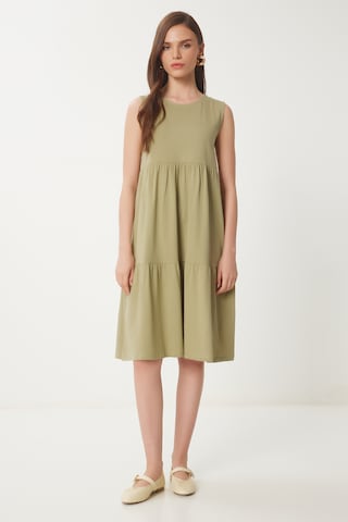 Happiness İstanbul Kleid in Grün