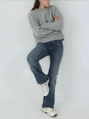 Pull-over oversize Hiccup en gris