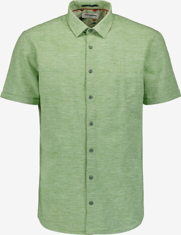 Coupe regular Chemise No Excess en vert : devant